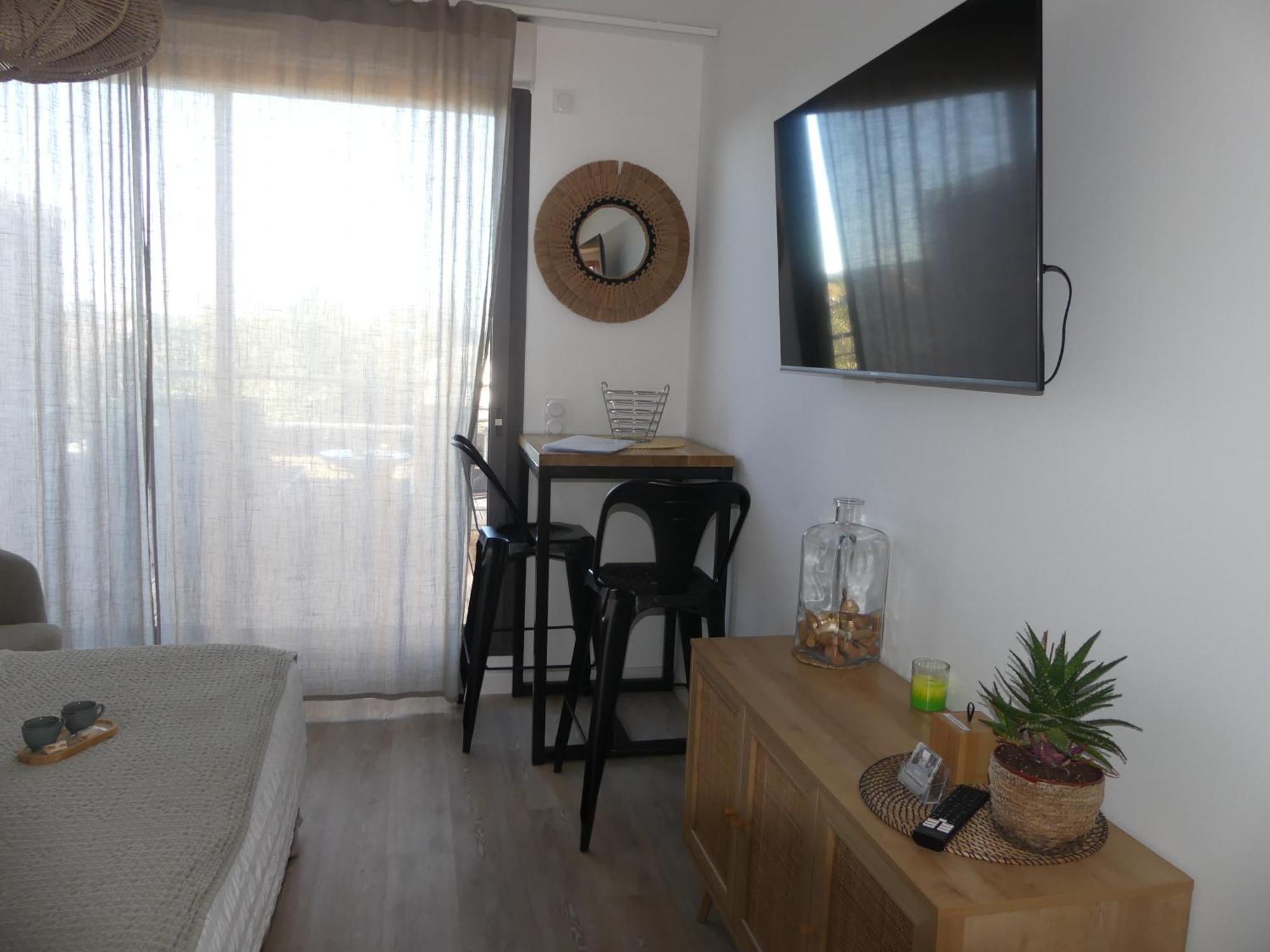 Studio Nuitee En Provence 2 Éguilles Dış mekan fotoğraf